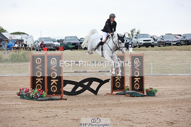 250719-174104-17425 - Cls 7, 3 Star Big Tour Break to End