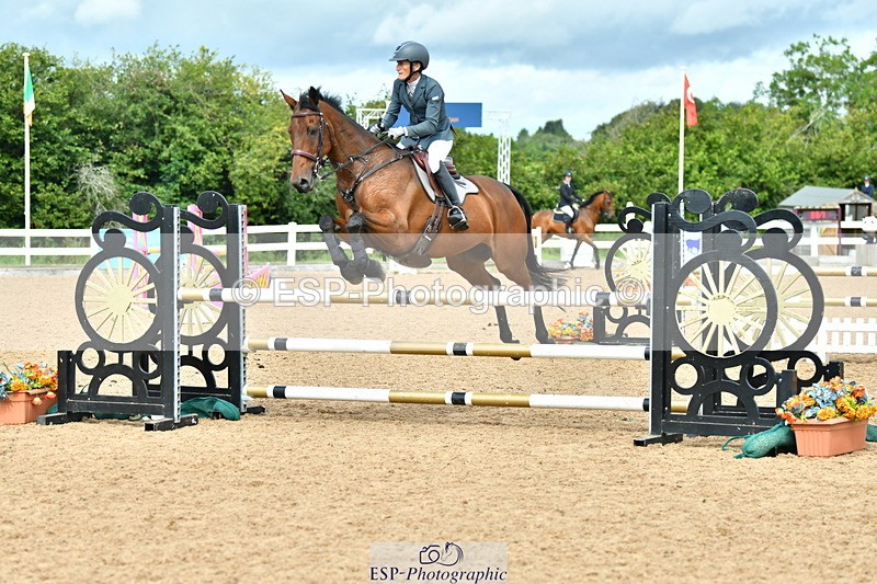 230813A-110249-11622 - Cls 40 A&B Senior Discovery & 1m Open