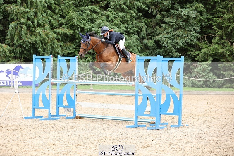 240817-161436-02934 - 06A Snr Fox 1.20m open