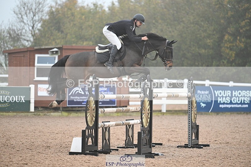 241102A-145313-05688 - SAT Cls 16 Winter 1.25 Jump Off