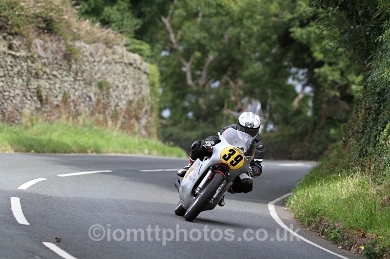 FOM_9455 - Bennetts 500cc Classic TT Race