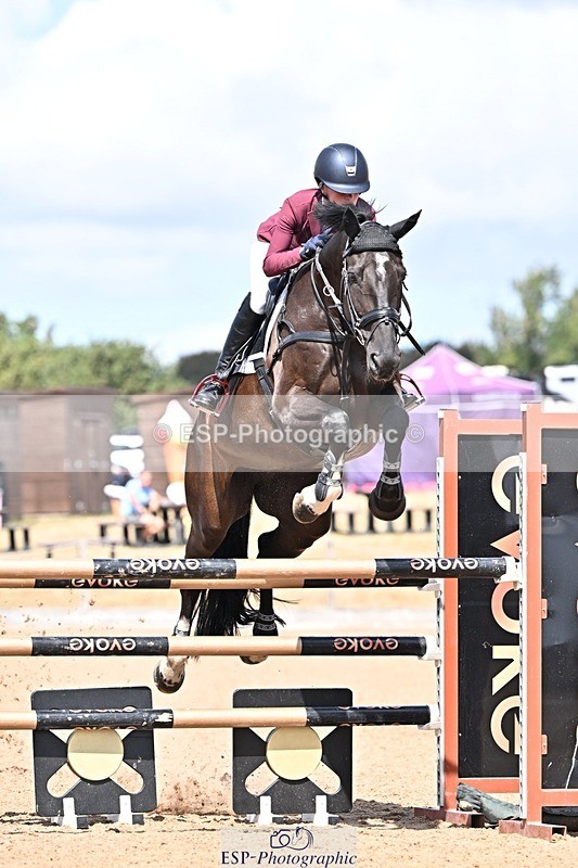 260819-142435-01069 - Cls 6 Foxhunter and 1.20m