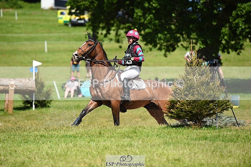 230527-143804-10152 - 352-TEQUILA_SUNRISE-Pippa_Taylor-XC