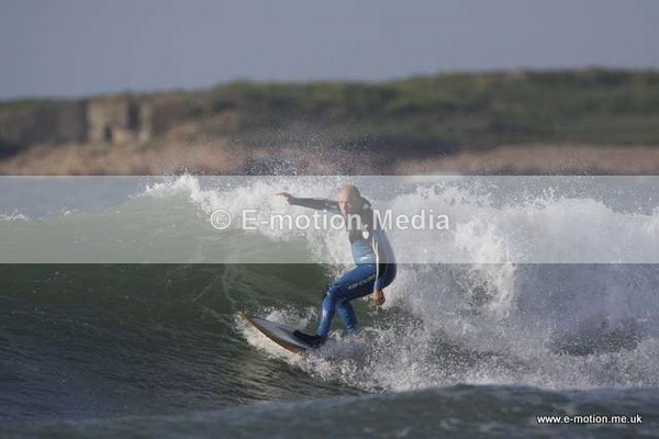 SU 080509 16 - Surf May 09