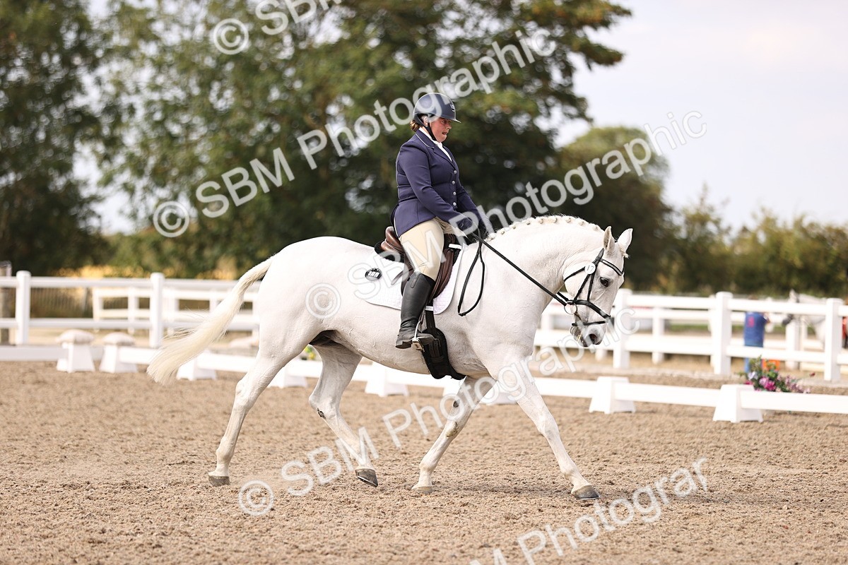 SBM_06100 - Class 37 Novice 5