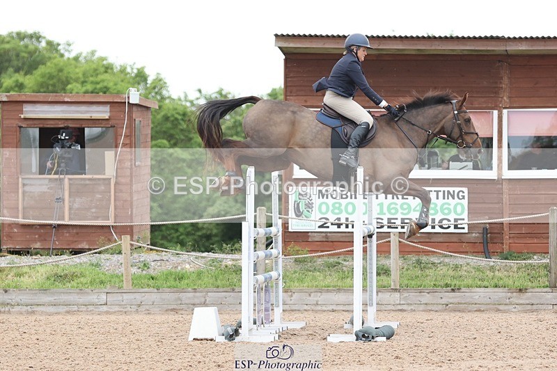 250524-131307-04956 - Cls 15 Snr Fox 1st Rnd