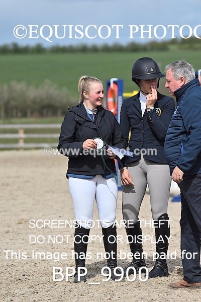 BPP_9900 - CLASS 18 SUN Ron Brady SporthorsesRHS