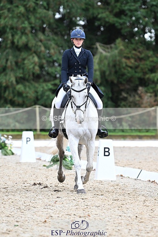 231019-152147-04452 - 063-TOMGAR.GRACE-Annie.Smith-DR