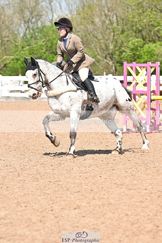 240504A-132245-01729 - Cls 18 & 19 Club & Schools 90cm