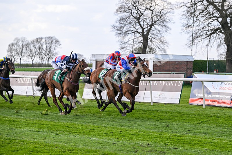 100426-Race 4-Harswell Ruby-3260 - Race 4