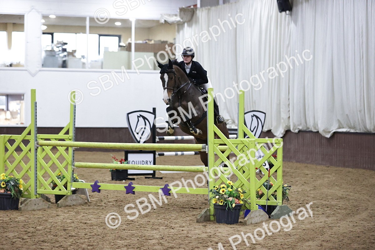 SBM_001043 - Class 4 - Senior Newcomers/ 1.10m Open