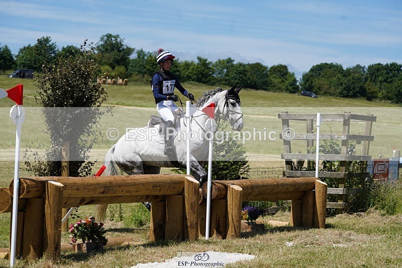 240629X-134918-3020 - 177-Coco_Smythe-MACHAS_GREY