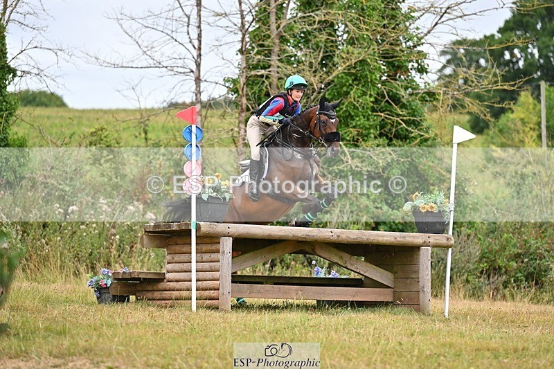 250803A-111455-10824 - L-513-Maisie.Randle-VILLANELLE