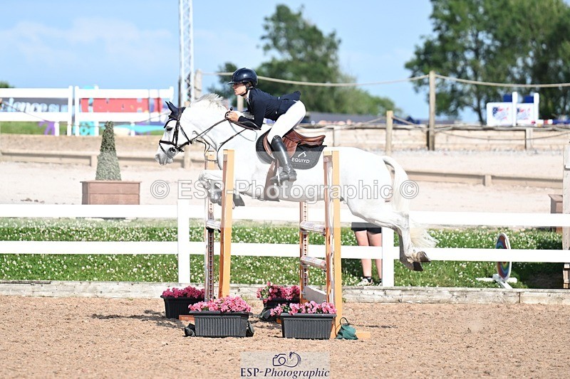 260627-172903-05757 - Cls 27 Foxhunter and 1.10m