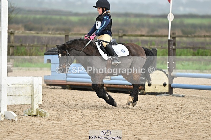241110-111257-00363 - 50-55cm Arena Eventing