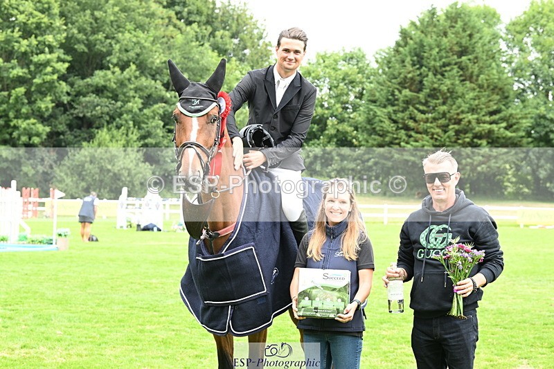 250705A-110705-13471 - Cls 29 Snr 1.25m Open