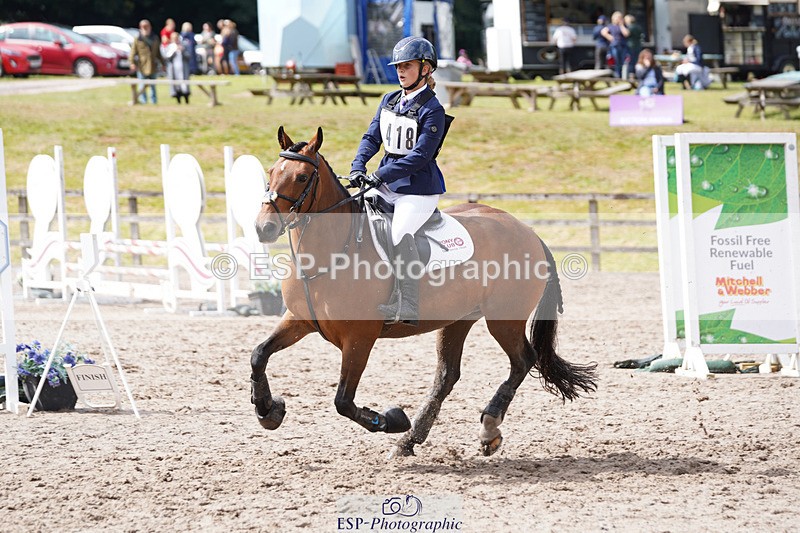 240824X-123556-24156 - 80cm Round 1 12.00 to 13.00