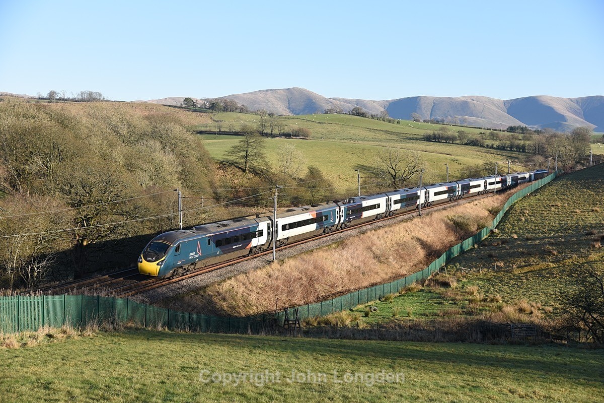 JL - 17.12.21 390050 1M12 11.33 Glasgow - London Euston, Beckhouses - West Coast Main Line (north to south)