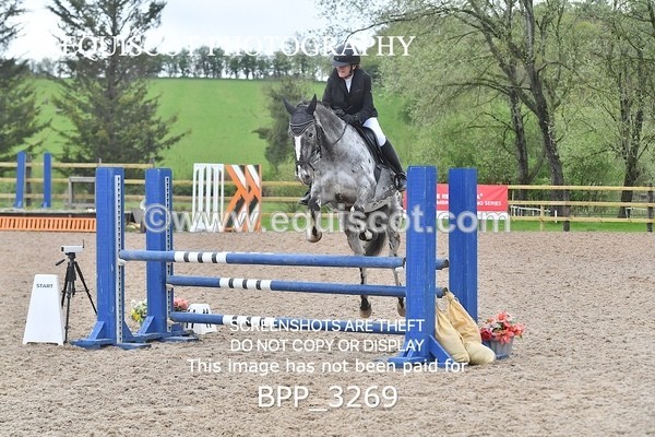 BPP_3269 - CLASS 14 SUN Senior BritiNovice/ 90cm Open