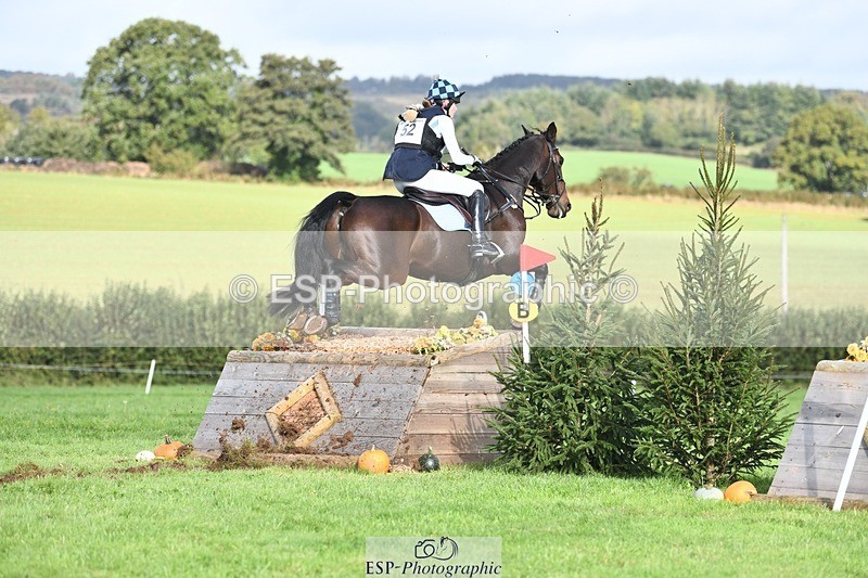 231020-114531-07229 - 052-SHANNONDALE.COURAGE-Georgina.Beeby.Wynn-XC