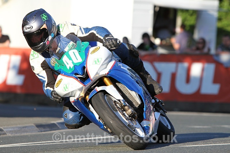  - Saturday Practice Newcomers/Supertwins