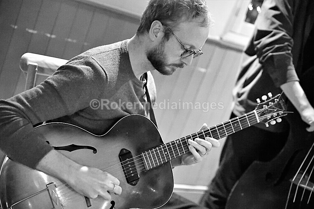 Joe-23 - Joe Webb Music