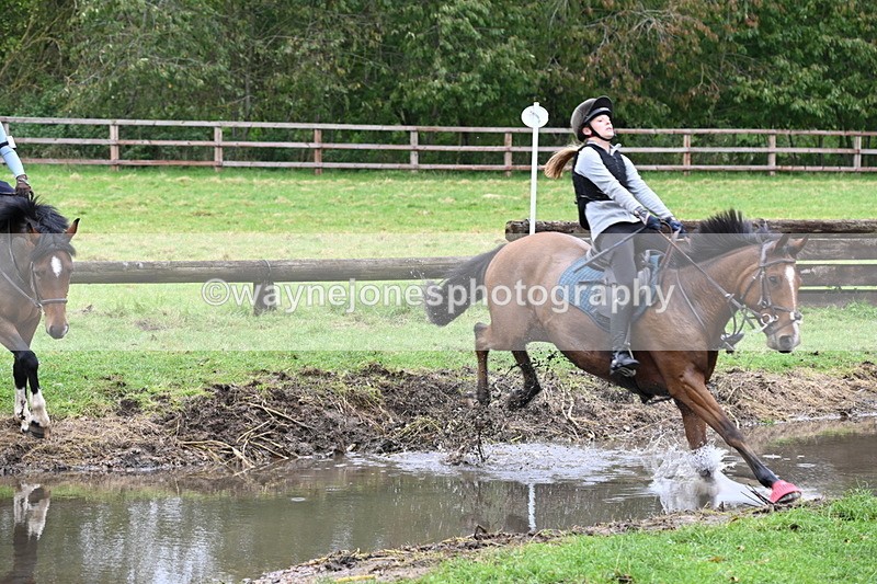 WJ6_4951 - Time at Photographer 12:17 to 12:30