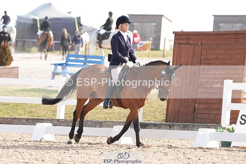 250817-093935-07183 - 157-Camilla.HankinsonChapel.Arch