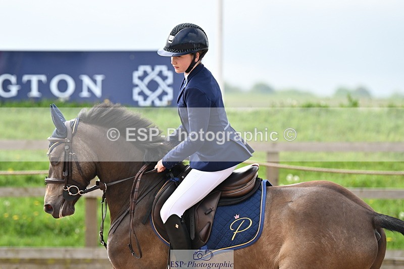 240506A-110112-08365 - Cls 3  Pony Discovery & 90cm Open