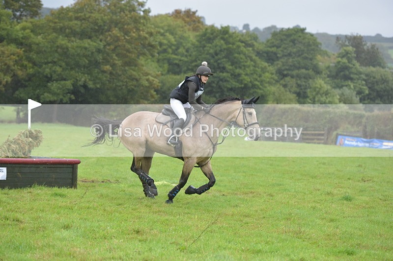 RAY_9550 - Class 2: 70cm: Corner