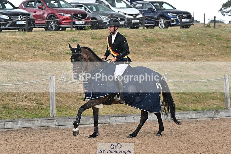 260730-154124-02354 - Cls 4 Chard 7yr old Championships
