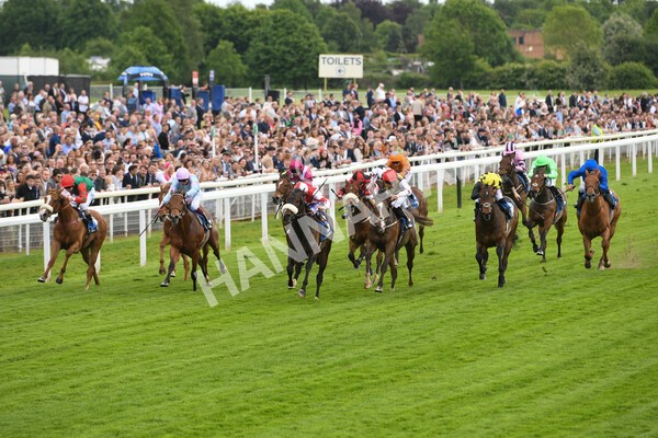 yr21052022r1-19 - Race 1: 1:40pm William Hill Play Responsibly Stakes