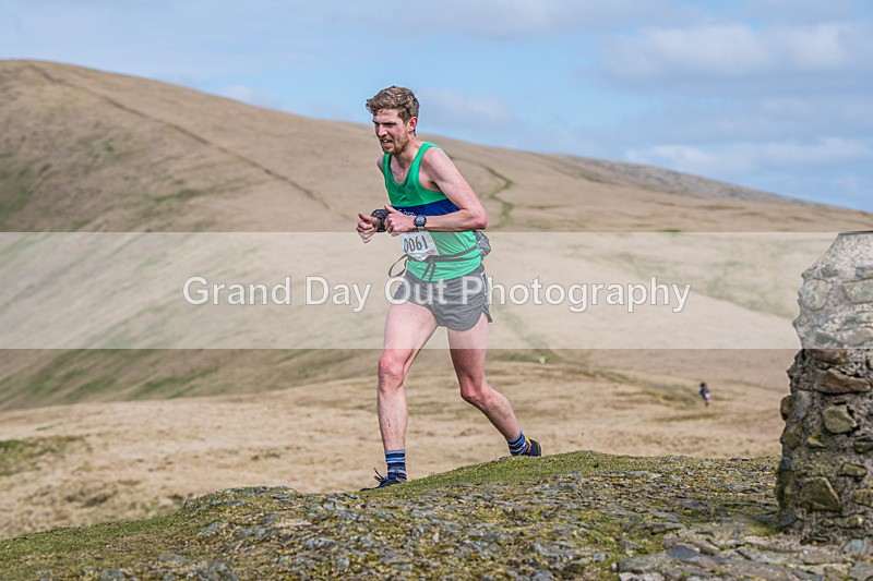 Arant haw-161 - Kendal Winter League Arant Haw Fell Races Sunday 2nd April 2023