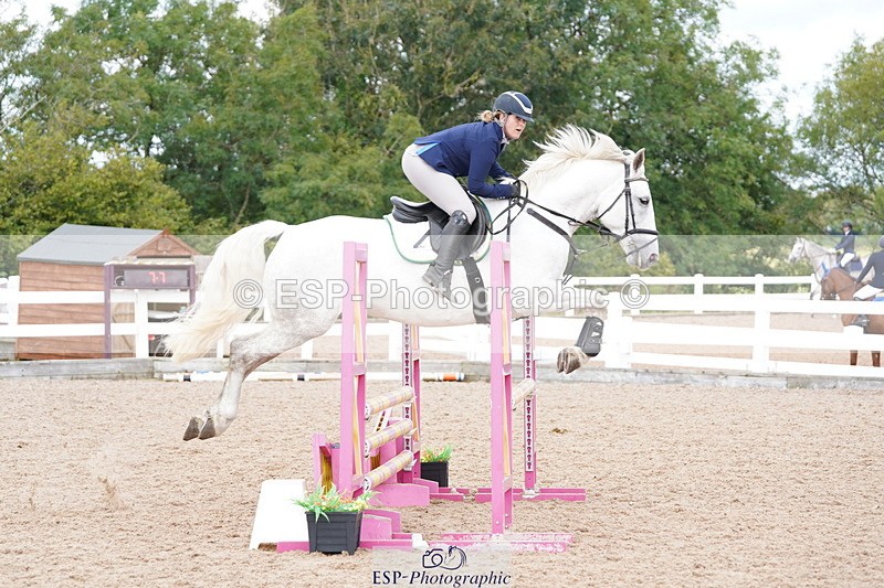 240915A-112346-09396 - Cls 33 85cm Amateur Qualifier