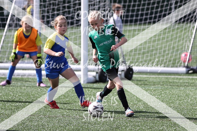 1DX30381 - Sat 13th U9 Girls