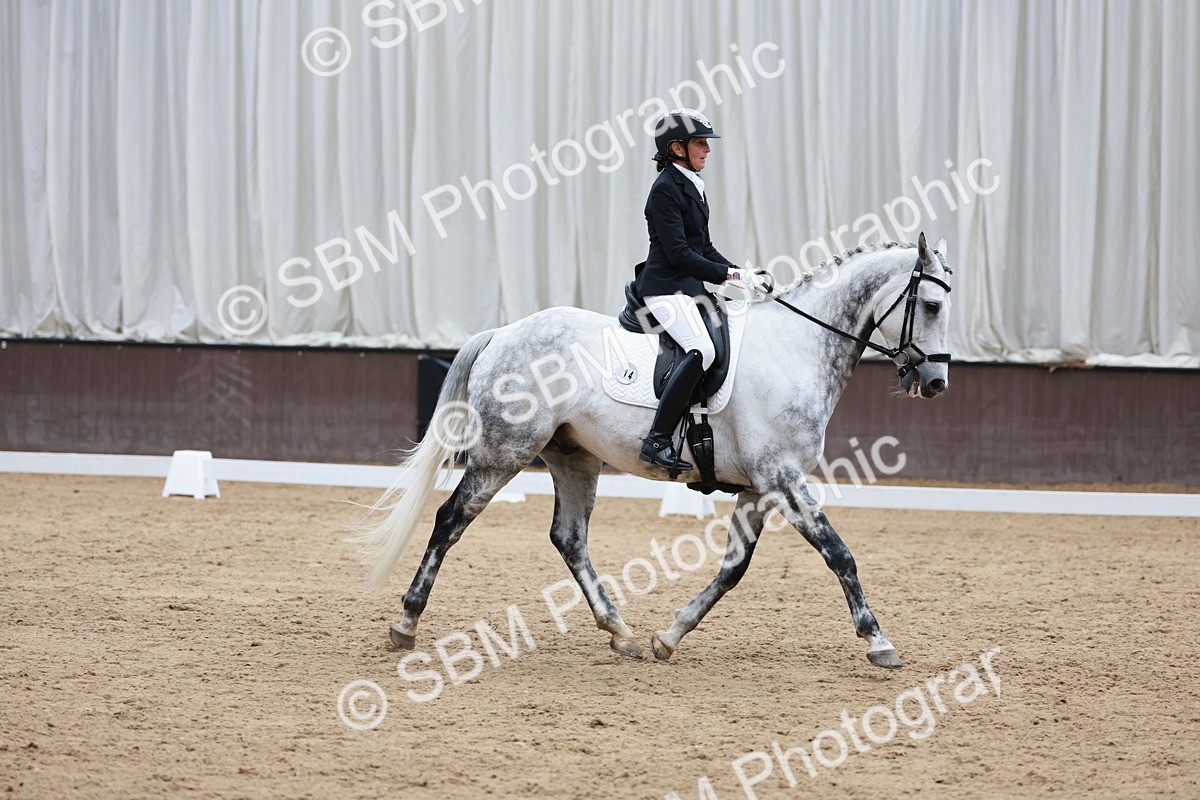 SBM_010038 - Class 6b - Novice 6 - 12.40-13.43