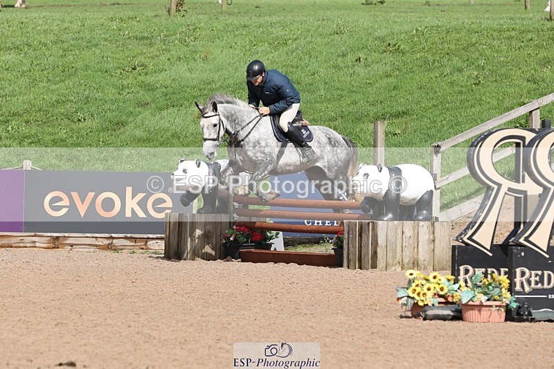 250911-141326-02351 - Cls 5 Chard Snr 90cm Speed Derby