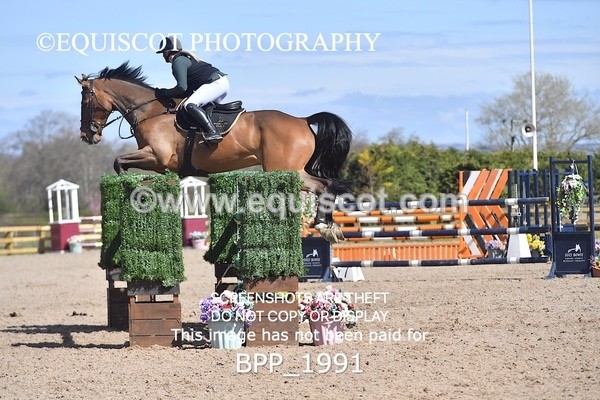 BPP_1991 - CLASS 20 SUN RHS Foxhunter Championship Qualifier