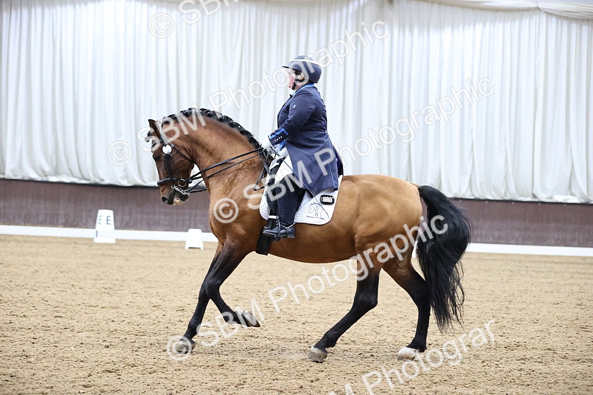 SBM_001321 - Class 21 -23 - FEI INT1-GP-Junior-Junior fsm