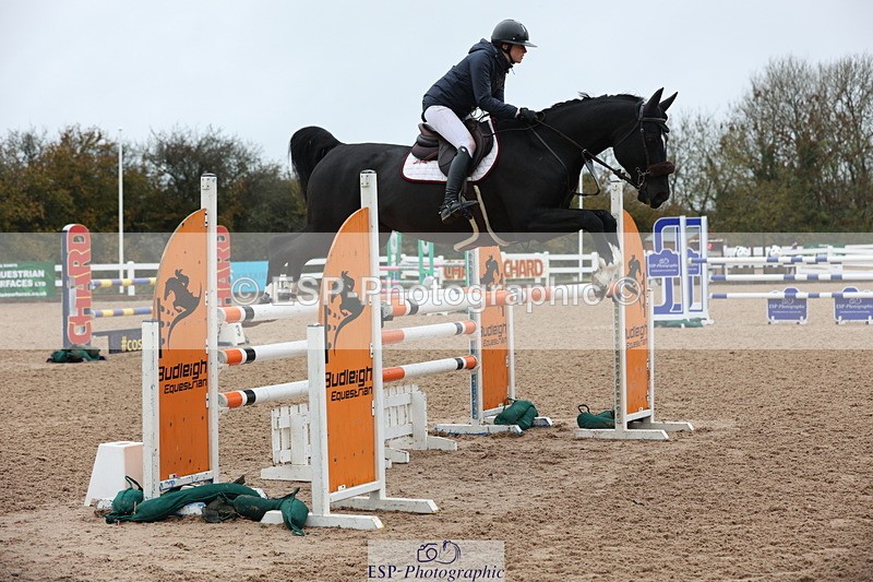 231112A-133413-04538 - Cls 20 Newcomers & 1.10m Open