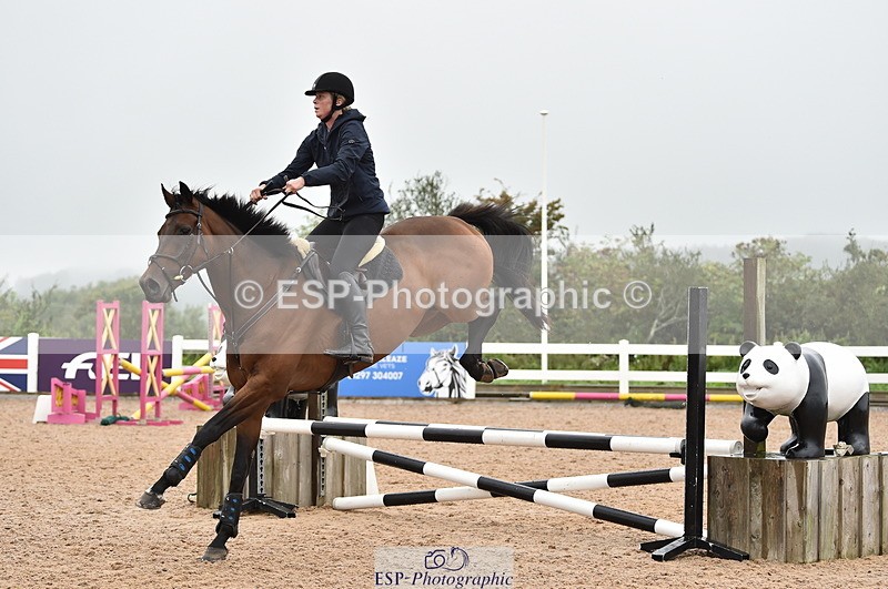 220829A-162700-00235 - 70cm Classes 3a 3b & 4