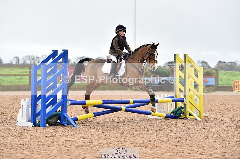 231118A-103600-01125 - Cls 18+19 Club and Schools 70cm