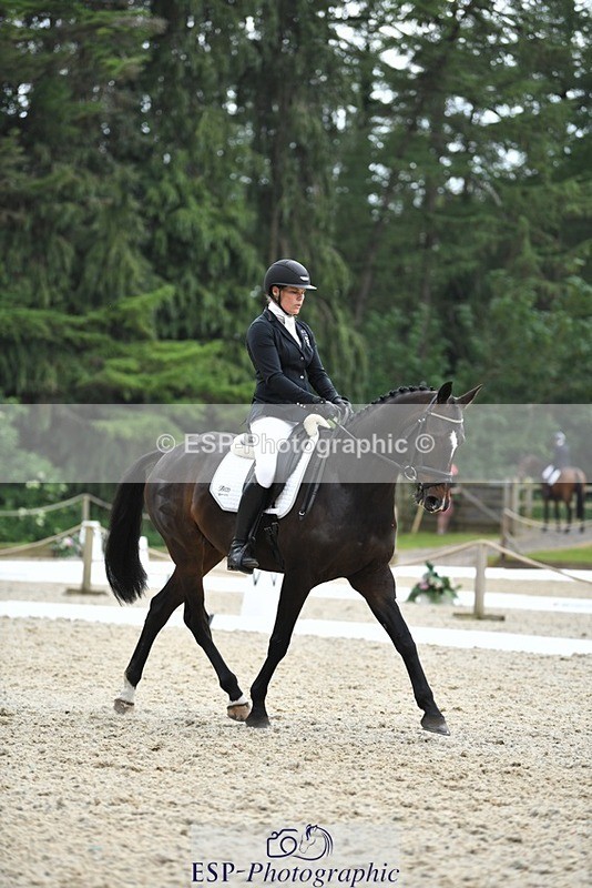 230525-130621-02097 - 114-DARK_SIDE_OF_THE_MOON_LS-Bundy_Philpott-WEDTrotUp+DR