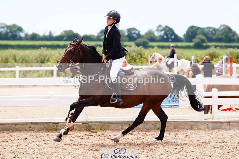 240629A-130230-05543 - Cls 18 Newcomers and 1m Open