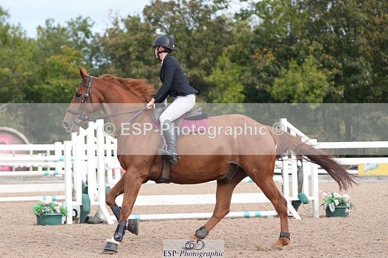 251005-100205-02436 - Cls 22 British Novice and 90cm