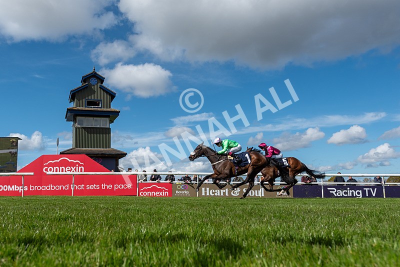 250424-Race 3-Dambuster-8099 - Race 3