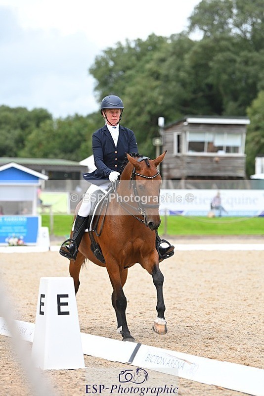 230813-172659-08661 - Cls 14 Medium Silver 16.45 to End