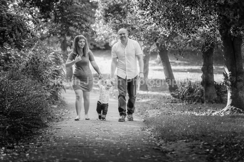 2KJS0837BW - Jannie & Kristen family