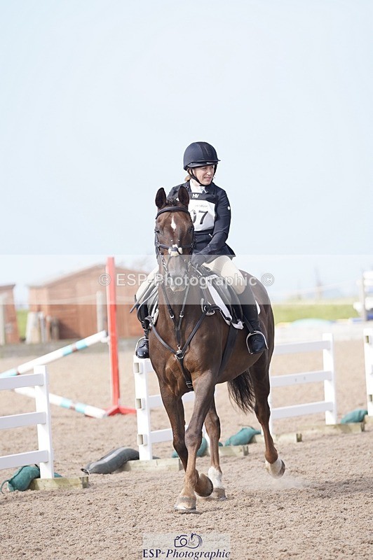 240831A-101342-00200 - 107-Emma.Saunders-HOSHI