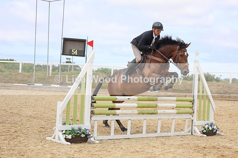 3E7A4968 - Class 4: Senior British Novice/90cm open